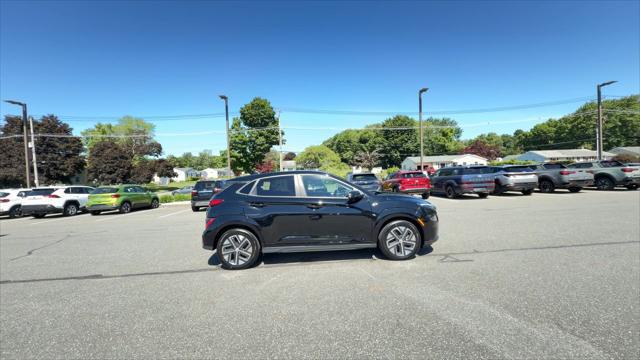 2023 Hyundai Kona EV SE