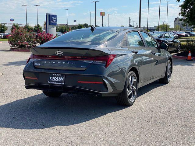 2025 Hyundai Elantra Hybrid SEL Sport