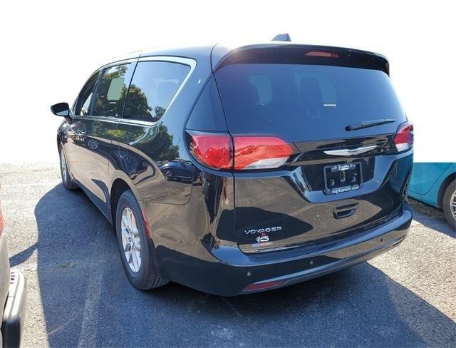 2026 Chrysler Voyager VOYAGER LX