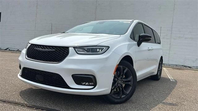 2026 Chrysler Pacifica PACIFICA SELECT 2026 Chrysler Pacifica PACIFICA SELECT