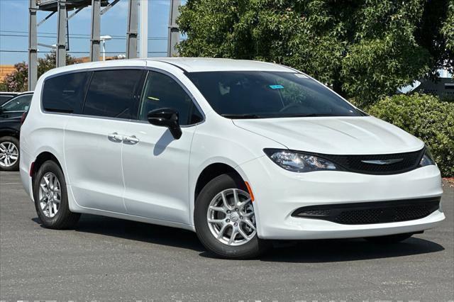 2026 Chrysler Voyager VOYAGER LX