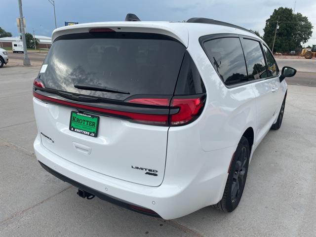 2026 Chrysler Pacifica PACIFICA LIMITED AWD