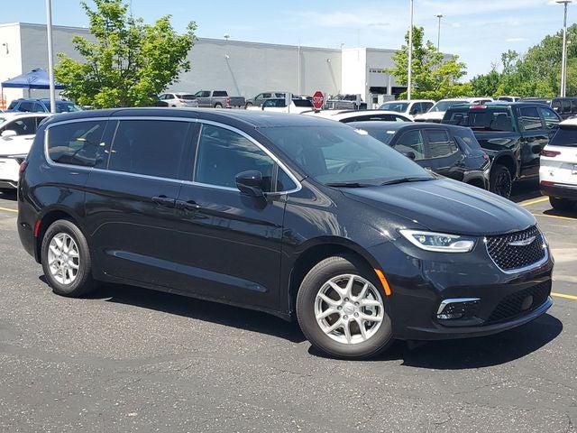 2026 Chrysler Pacifica Select for sale in Grand Blanc, MI
