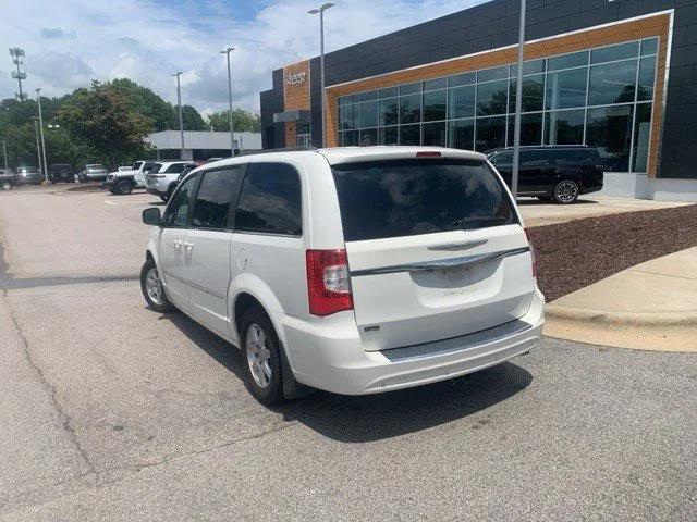 2012 Chrysler Town and Country Touring
