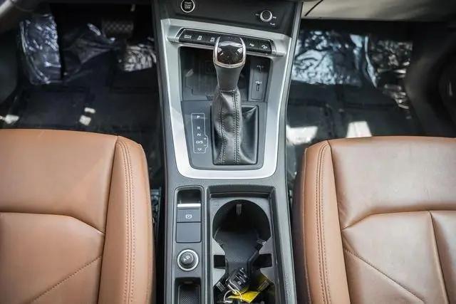 2021 Audi Q3 Premium Plus 45 TFSI S line quattro Tiptronic