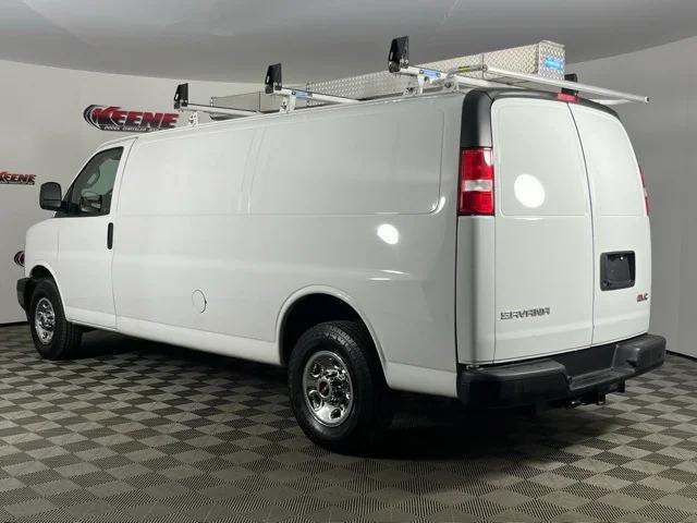 2022 GMC Savana Cargo RWD 2500 Extended Wheelbase Work Van