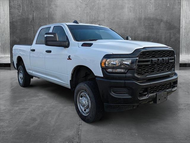 2023 RAM 2500 Tradesman Crew Cab 4x4 64 Box