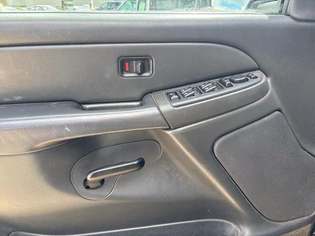 2005 Chevrolet Silverado 2500HD LS