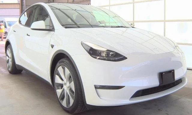 2023 Tesla Model Y Long Range Dual Motor All-Wheel Drive
