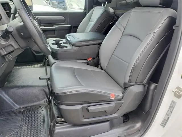 2024 Ram 5500 Tradesman/SLT