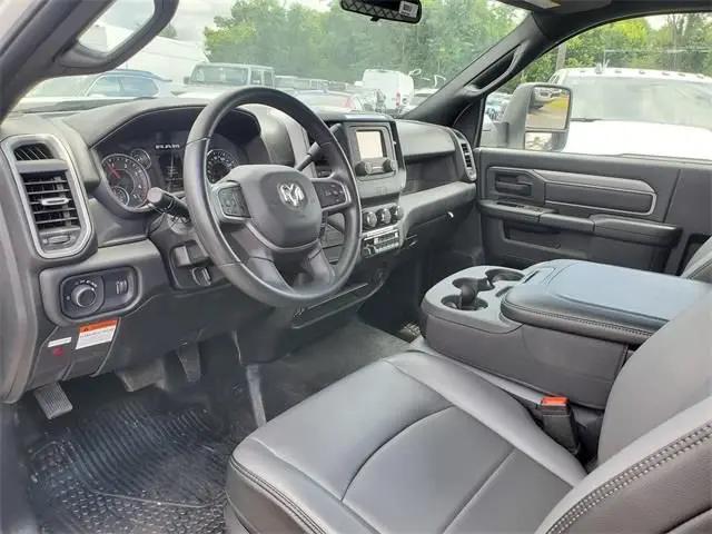 2024 Ram 5500 Tradesman/SLT