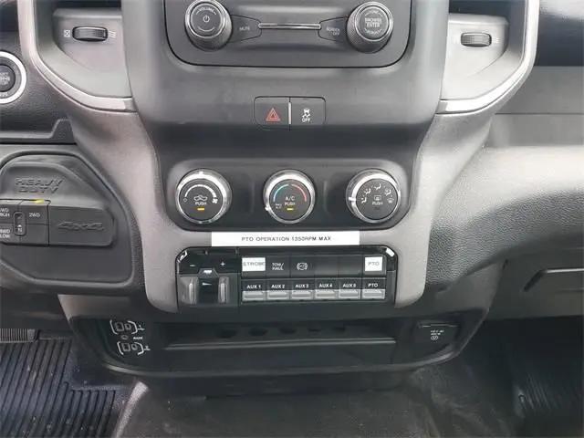 2024 Ram 5500 Tradesman/SLT