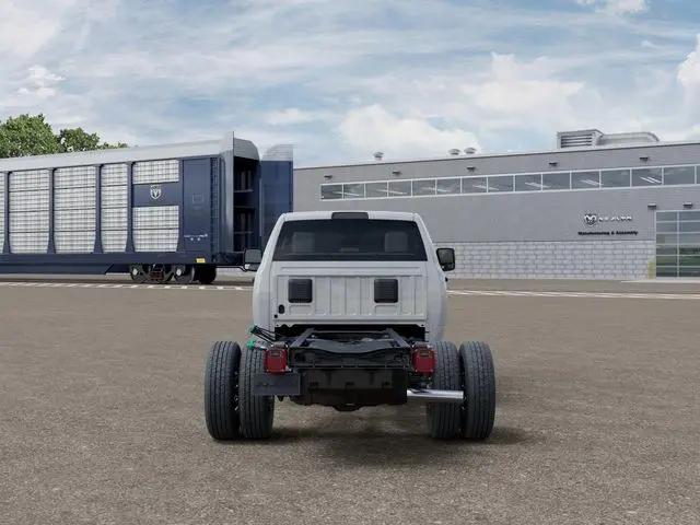 2025 Ram 3500 Tradesman/Big Horn