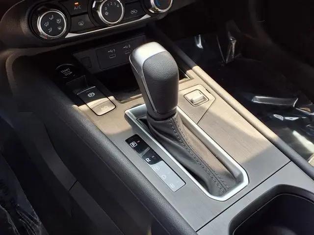 2025 Nissan Kicks SV Intelligent AWD