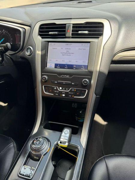 2020 Ford Fusion SEL