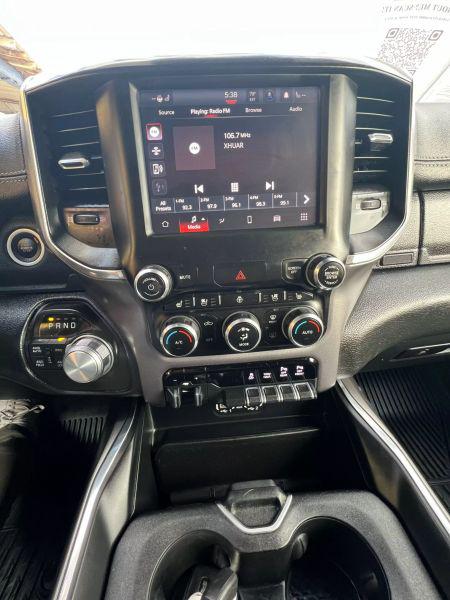 2022 Ram 1500 Laramie Crew Cab 4x4 5'7" Box