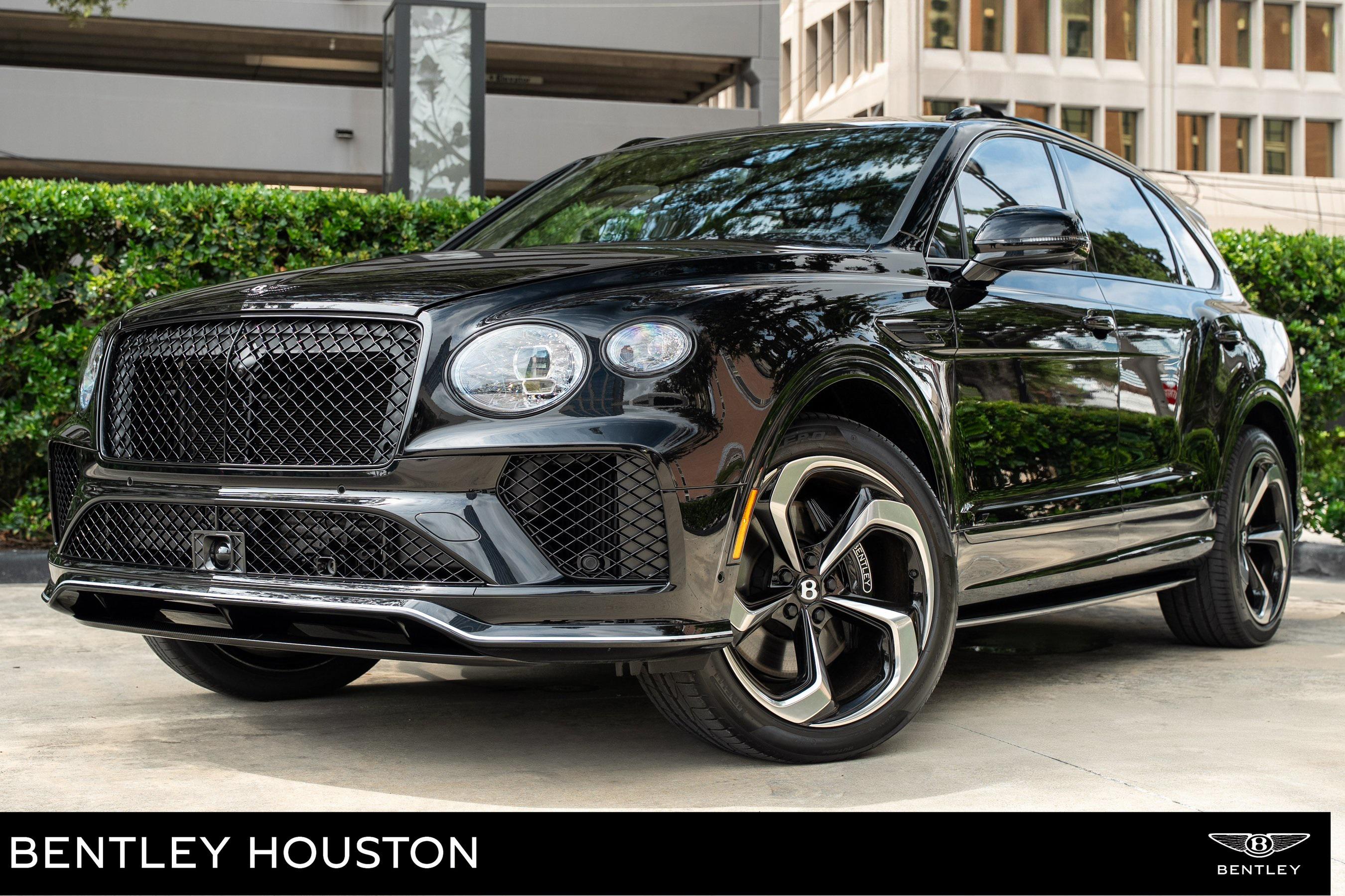 2025 Bentley Bentayga Black Edition's photo