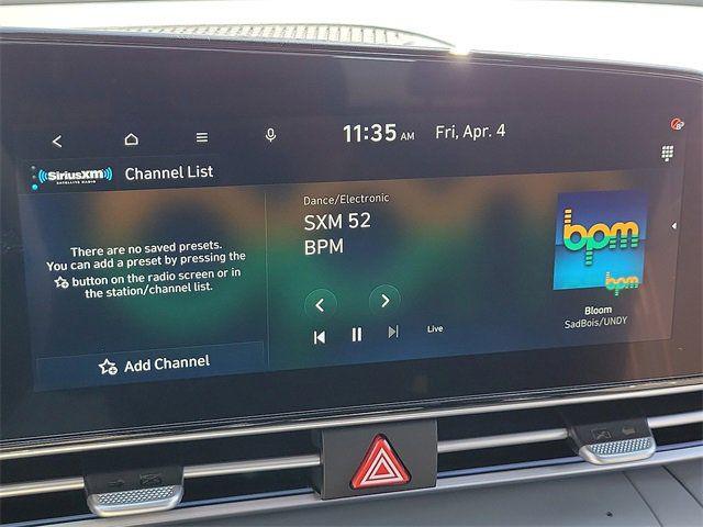 2025 Hyundai Elantra SEL - Photo 12