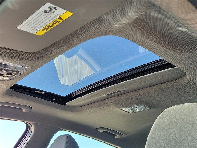 2025 Hyundai Elantra SEL - Photo 15