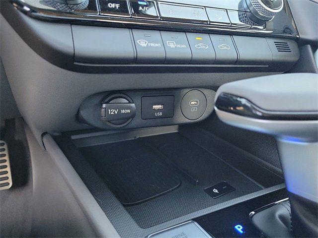 2025 Hyundai Elantra SEL - Photo 13