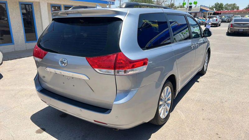 2011 Toyota Sienna Limited