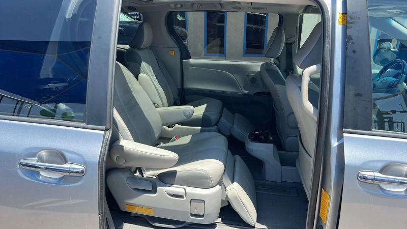 2011 Toyota Sienna Limited