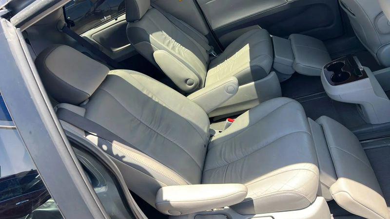 2011 Toyota Sienna Limited