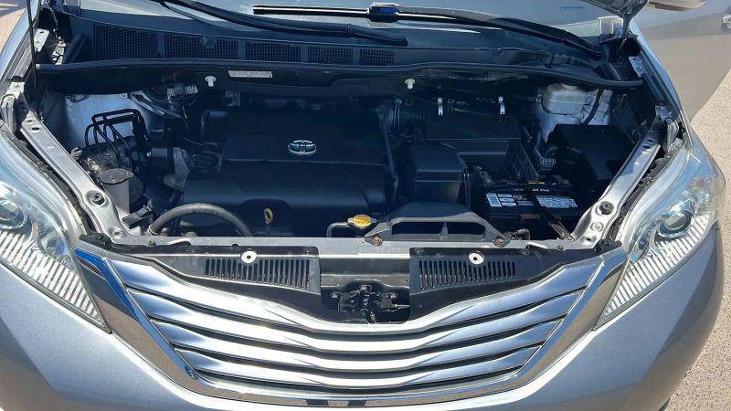 2011 Toyota Sienna Limited