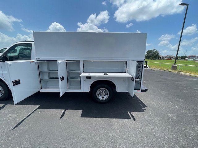 2025 Chevrolet Express Cutaway Work Van