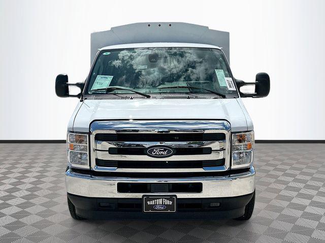 2026 Ford E-350 Cutaway Base