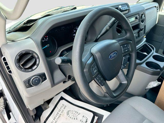 2026 Ford E-350 Cutaway Base