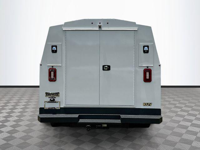 2025 Ford E-350 Cutaway Base