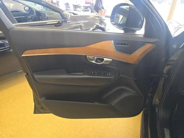2023 Volvo XC90 B6 Plus 7-Seater