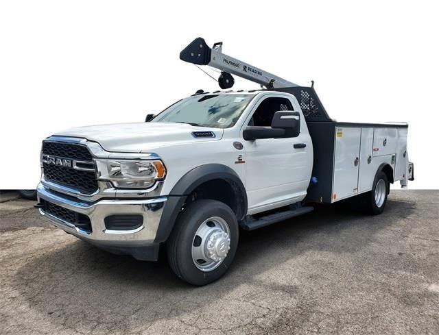 2024 RAM Ram 5500 Chassis Cab RAM 5500 TRADESMAN CHASSIS REGULAR CAB 4X4 84 CA 2024 RAM Ram 5500 Chassis Cab RAM 5500 TRADESMAN CHASSIS REGULAR CAB 4X4 84 CA