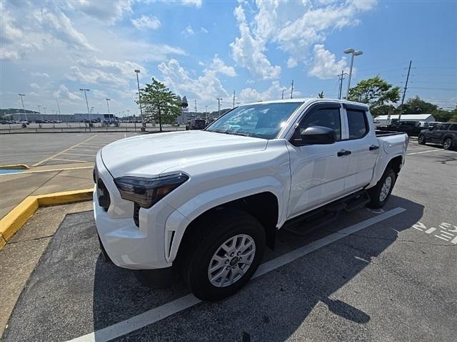 2024 Toyota Tacoma SR 4WD