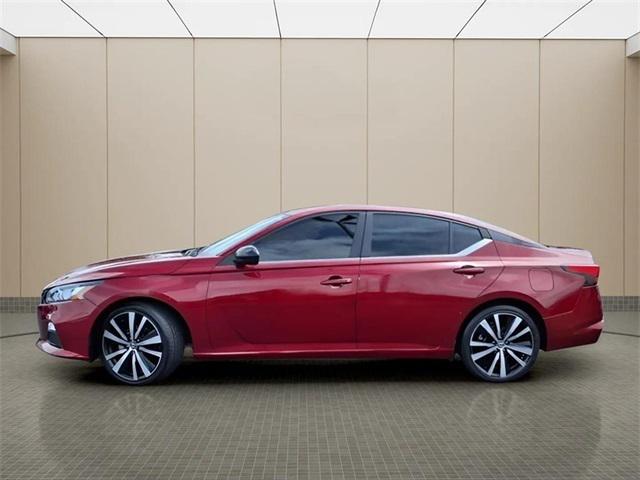 2021 Nissan Altima SR FWD