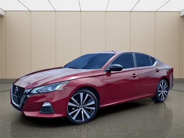2021 Nissan Altima SR FWD