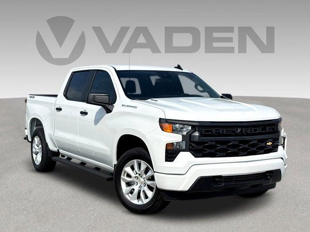 2025 Chevrolet Silverado 1500 4WD Crew Cab Short Bed Custom
