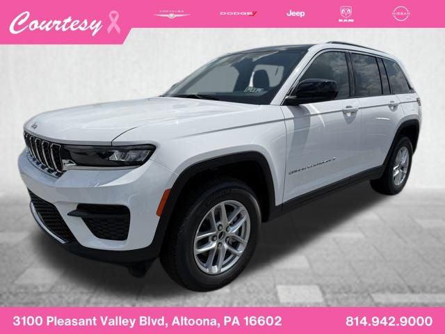 2025 Jeep Grand Cherokee GRAND CHEROKEE LAREDO X 4X4