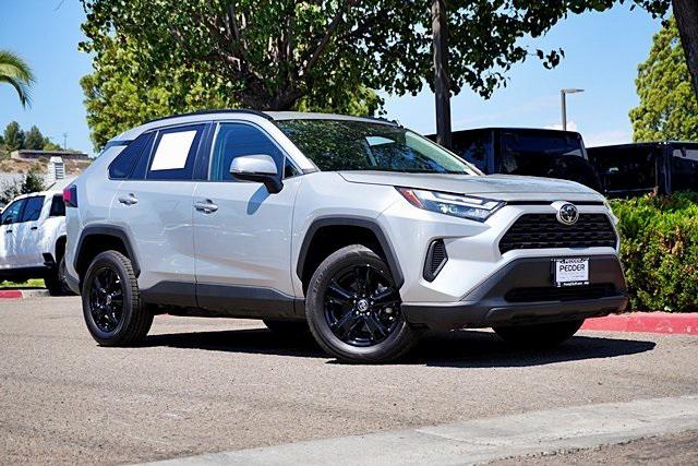 2022 Toyota RAV4 XLE 2022 Toyota RAV4 XLE