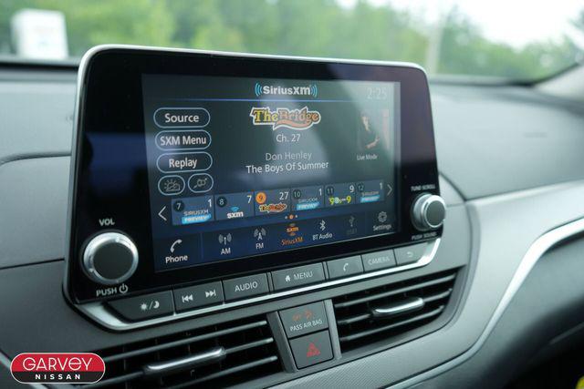 2025 Nissan Altima SR FWD