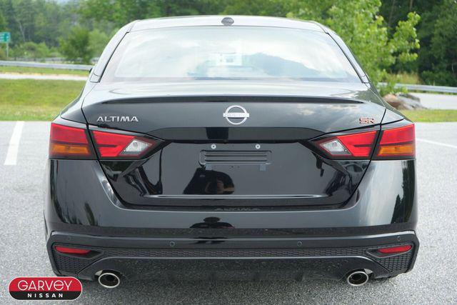 2025 Nissan Altima SR FWD