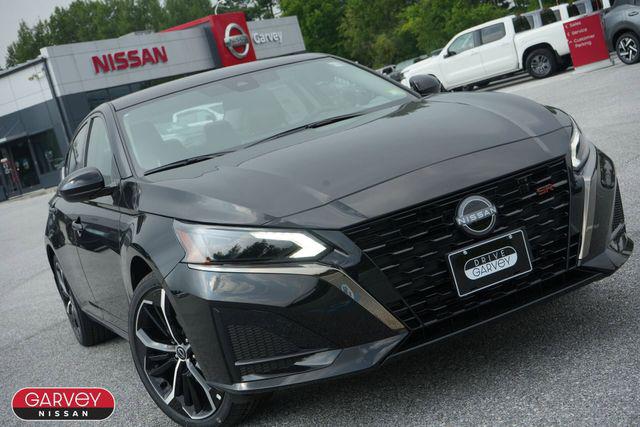 2025 Nissan Altima SR FWD