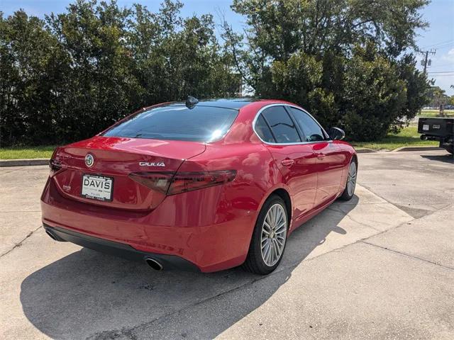 2019 Alfa Romeo Giulia Ti Lusso RWD