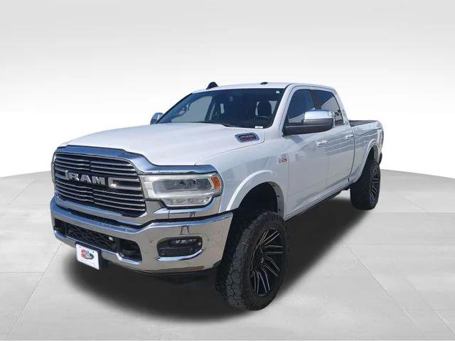 2022 RAM 2500 Laramie Crew Cab 4x4 64 Box