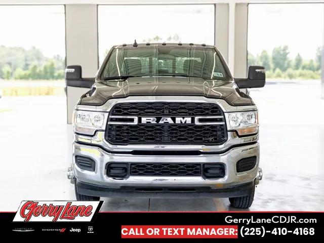 2024 RAM 3500 Tradesman Crew Cab 4x4 8 Box