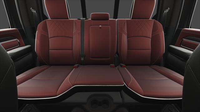2025 RAM Ram 3500 RAM 3500 LIMITED CREW CAB 4X4 8 BOX