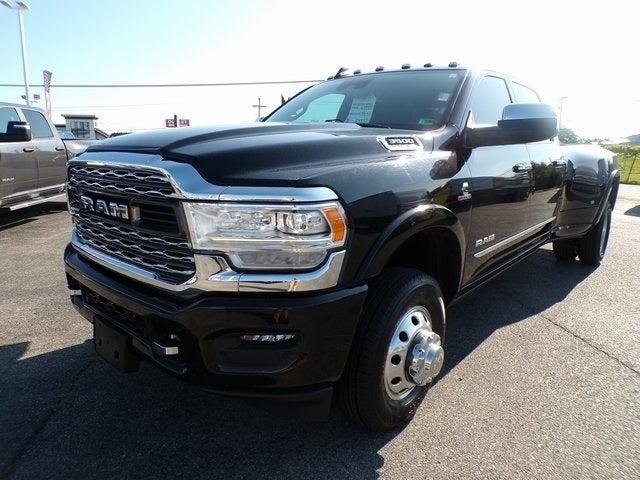 2021 RAM 3500 Limited Crew Cab 4x4 8 Box