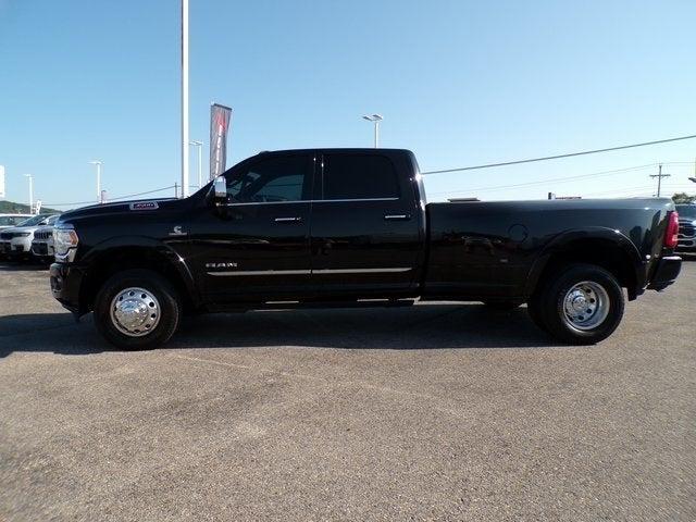 2021 RAM 3500 Limited Crew Cab 4x4 8 Box