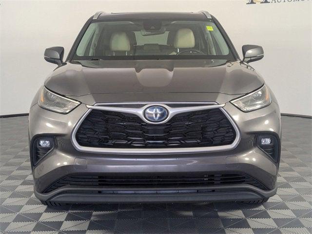 2022 Toyota Highlander Hybrid XLE